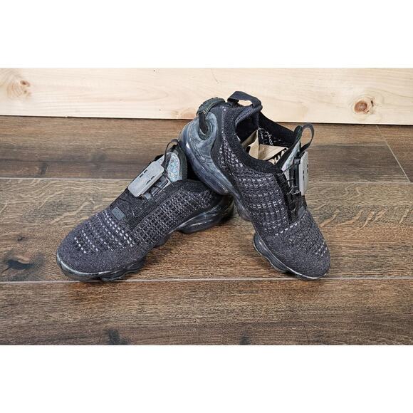 Nike Air‎ Vapormax Sz 6.5 2020 Flyknit FK TRIPLE BLACK DARK GREY - Picture 15 of 16